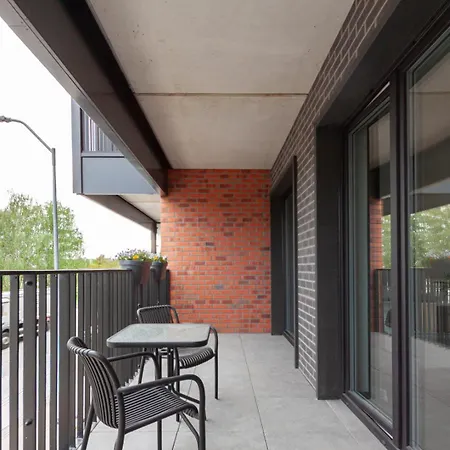 Apartly - Bulwar107 I Balcony & Riverside Apartment *